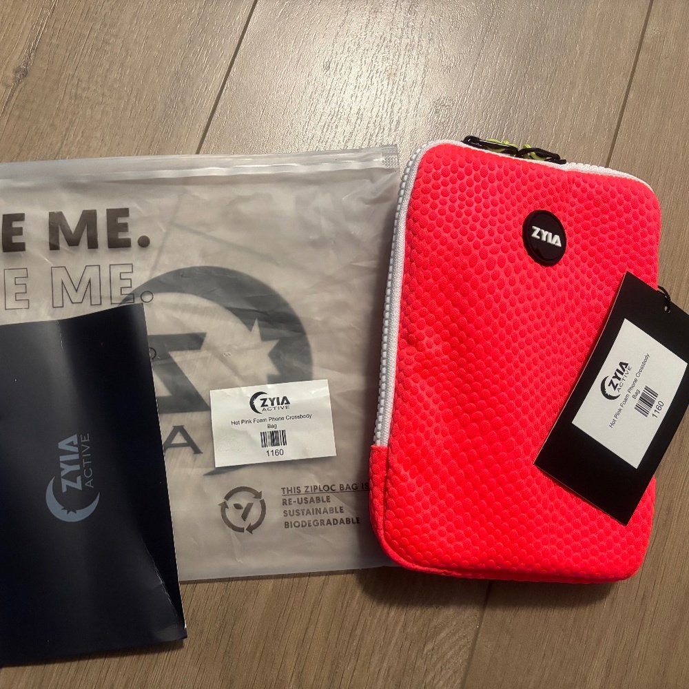 NWT zyia hot pink crossbody phone bag